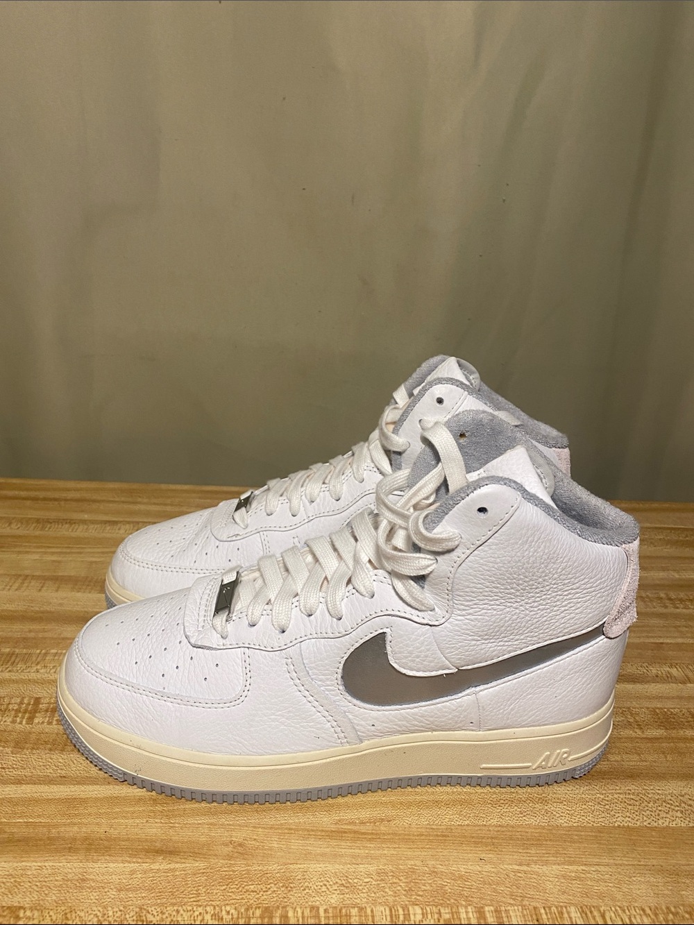 Nike Air Force 1 High Sculpt Summit White/ Silver DC3590-101 Women’s 10 NWOT